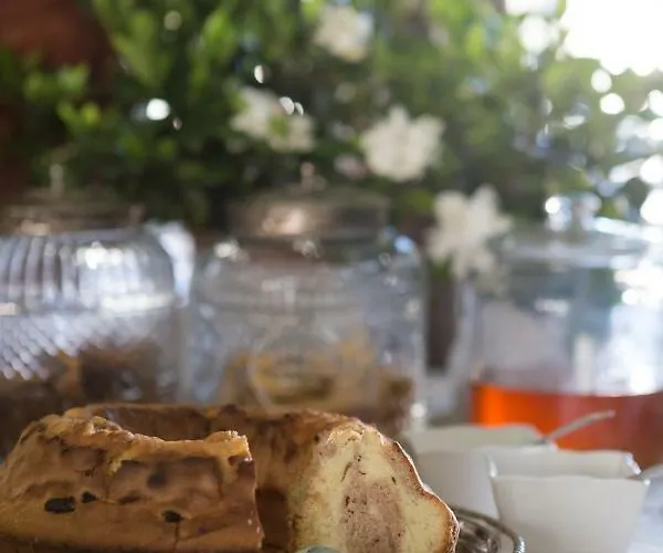 Alojamento de Acomodação e Pequeno-almoço Leconvertite